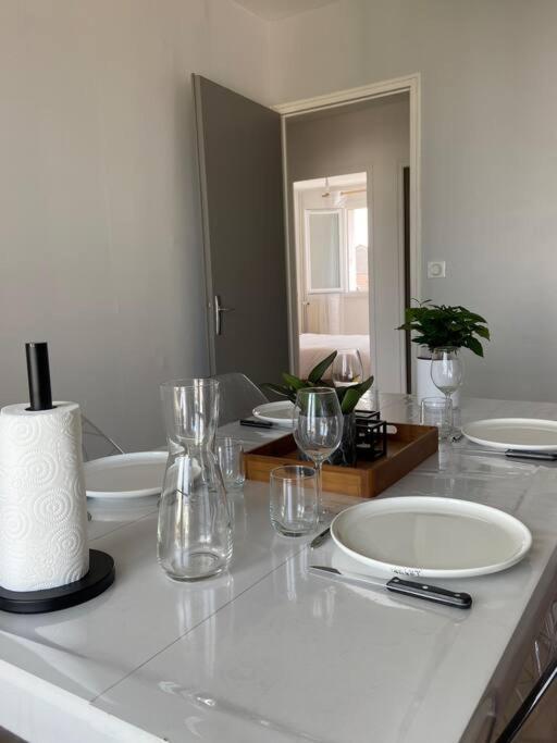 Appartement Calme Et Chaleureux Dole Esterno foto